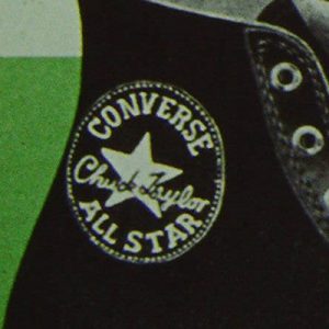 converse-увековечил-имя-chuck-taylor-вписав-его-в-боковой-логотип