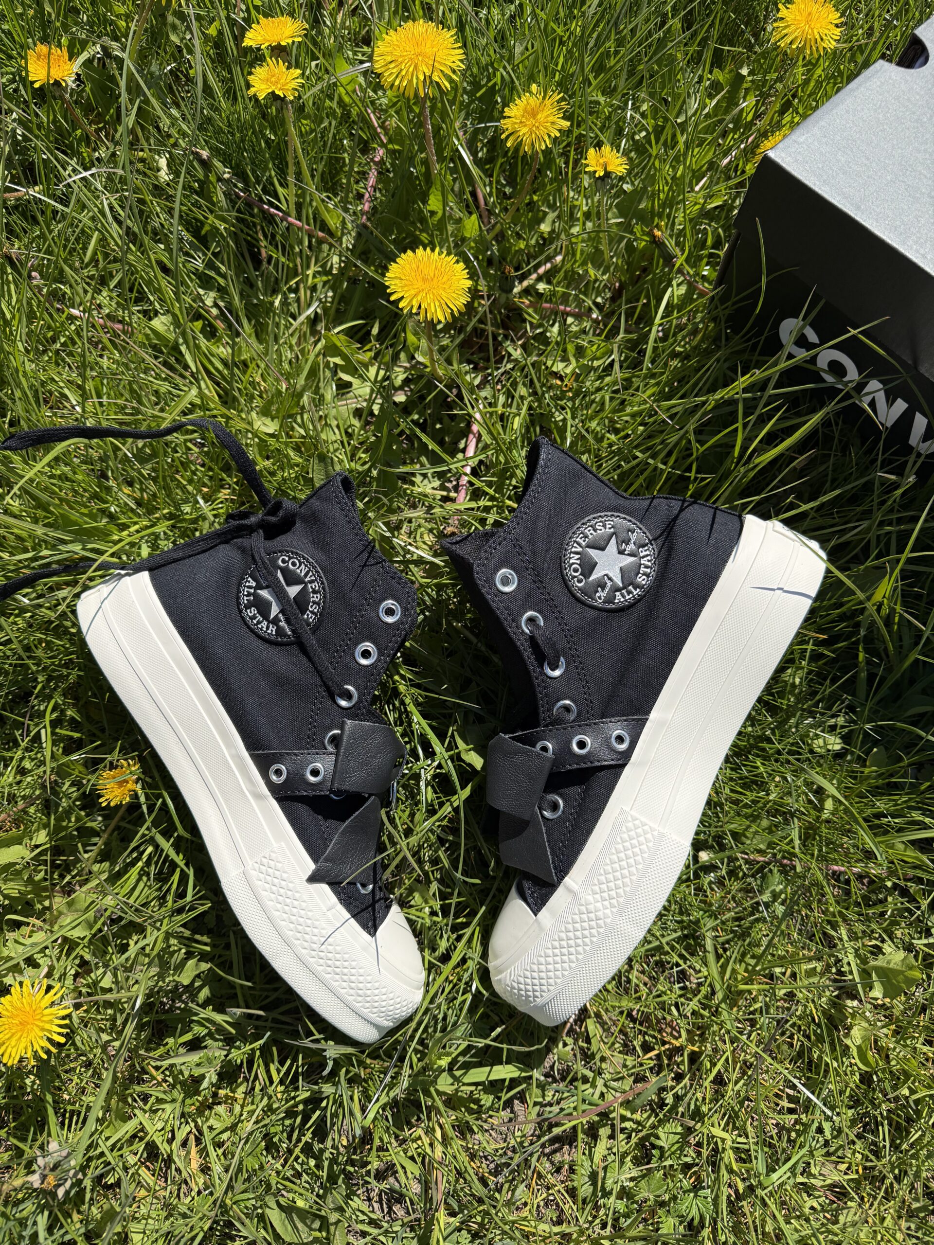Кеды Converse A15166C Chuck Taylor All Star Lift Platform Pierced Кеды Converse A15166C Chuck Taylor All Star Lift Platform Pierced