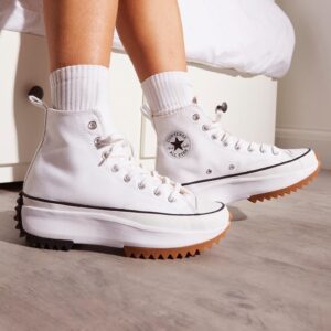 Converse Run Star Hike 166799C белые высокие